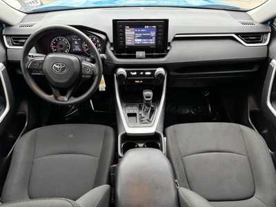 2020 Toyota RAV4, $23998. Photo 8
