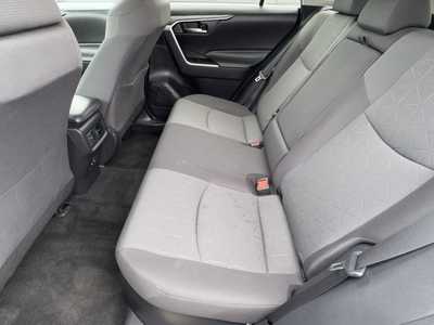 2020 Toyota RAV4, $26099. Photo 6