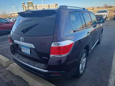 2011 Toyota Highlander, $12490. Photo 2