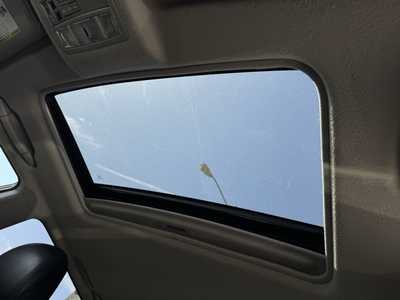 2011 Toyota Highlander, $11490. Photo 5