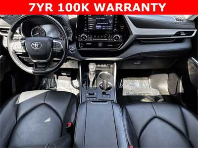 2022 Toyota Highlander, $40499. Photo 9
