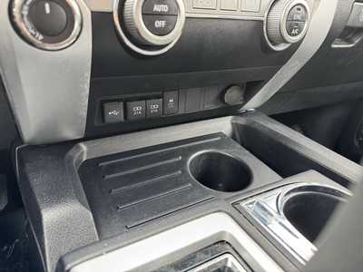 2021 Toyota Tundra Crew Cab, $44999. Photo 10