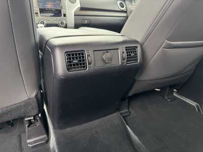 2021 Toyota Tundra Crew Cab, $44999. Photo 6
