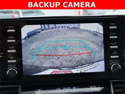 2022 Toyota Sienna, $44999. Photo 3