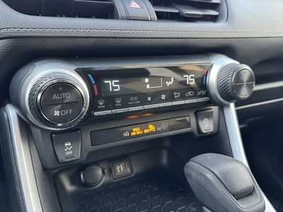 2023 Toyota RAV4, $30999. Photo 5