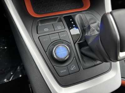 2024 Toyota RAV4, $36598. Photo 11