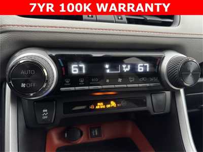 2024 Toyota RAV4, $36598. Photo 9