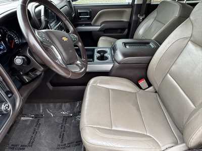 2017 Chevrolet 1500 Crew Cab, $26599. Photo 5