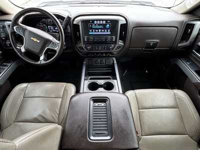 2017 Chevrolet 1500 Crew Cab, $26599. Photo 8
