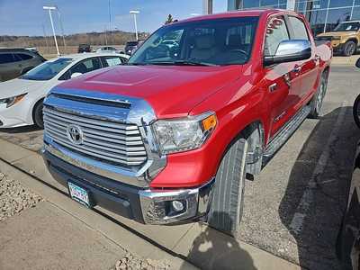 2014 Toyota Tundra Crew Cab, $28999. Photo 2