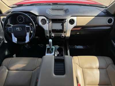 2014 Toyota Tundra Crew Cab, $28598. Photo 8