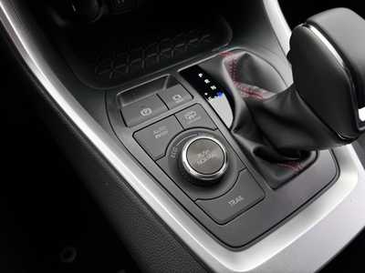 2025 Toyota RAV4, $47724. Photo 11