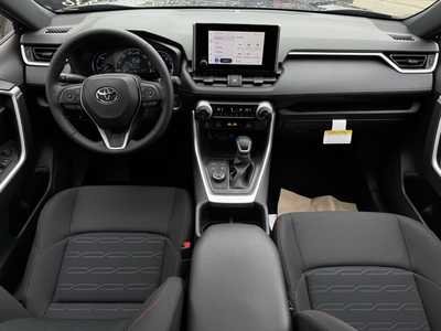 2025 Toyota RAV4, $47724. Photo 8
