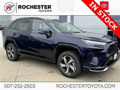2025 Toyota RAV4, $47724. Photo 1