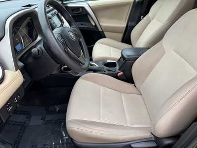 2013 Toyota RAV4, $17998. Photo 4