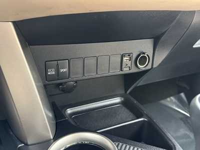 2013 Toyota RAV4, $17998. Photo 9