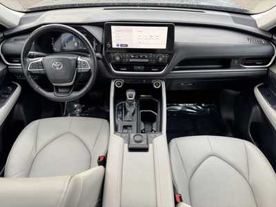 2024 Toyota Grand Highlander, $51299. Photo 10