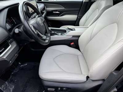 2024 Toyota Grand Highlander, $51299. Photo 4