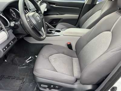 2023 Toyota Camry, $25499. Photo 4