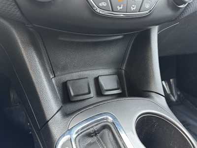 2017 Chevrolet Cruze, $14498. Photo 10