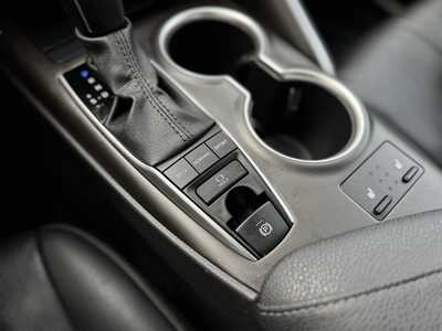 2022 Toyota Camry, $31798. Photo 10