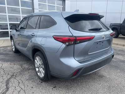 2021 Toyota Highlander, $40998. Photo 5