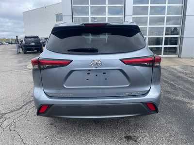 2021 Toyota Highlander, $40998. Photo 6