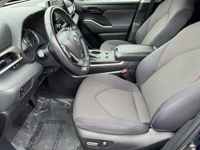 2023 Toyota Highlander, $39998. Photo 4