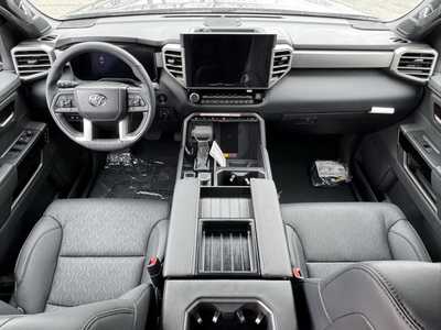 2025 Toyota Tundra Crew Cab, $63913. Photo 7