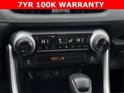 2022 Toyota RAV4, $28798. Photo 8
