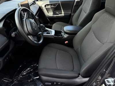 2023 Toyota RAV4, $30299. Photo 4