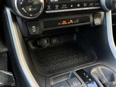 2023 Toyota RAV4, $30799. Photo 9