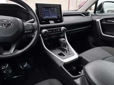 2022 Toyota RAV4, $28998. Photo 11