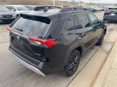2023 Toyota RAV4, $33499. Photo 7