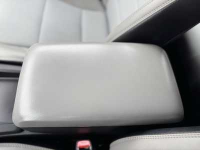 2016 Toyota Camry, $14996. Photo 11