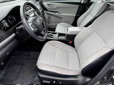 2016 Toyota Camry, $14996. Photo 4