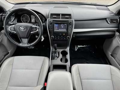2016 Toyota Camry, $14996. Photo 7