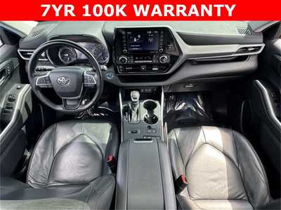 2022 Toyota Highlander, $41999. Photo 9