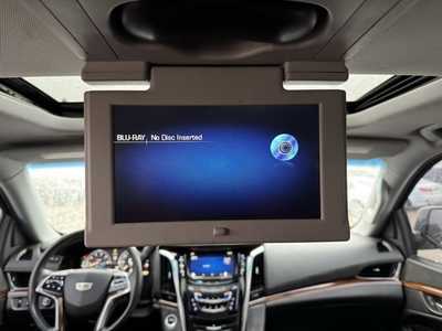 2015 Cadillac Escalade, $17990. Photo 9