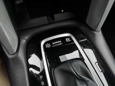 2025 Toyota Corolla Cross, $31839. Photo 10