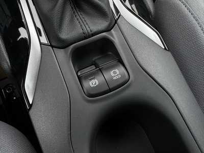 2025 Toyota Corolla Cross, $31839. Photo 11