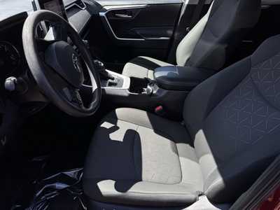 2023 Toyota RAV4, $30598. Photo 4