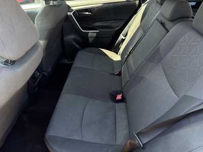 2023 Toyota RAV4, $30598. Photo 5