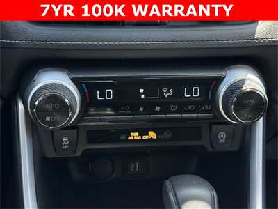 2023 Toyota RAV4, $30598. Photo 8