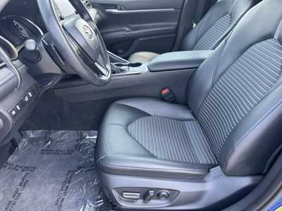 2023 Toyota Camry, $27499. Photo 4