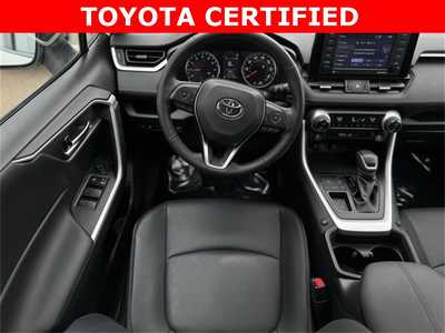 2021 Toyota RAV4, $30999. Photo 7