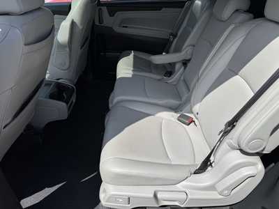 2018 Honda Odyssey, $23999. Photo 7