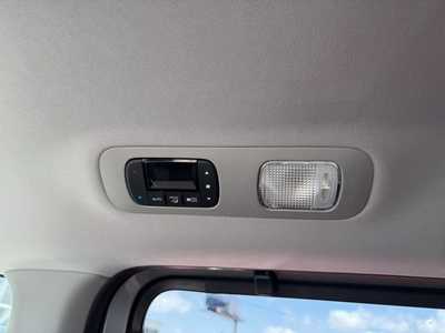 2018 Honda Odyssey, $23999. Photo 9