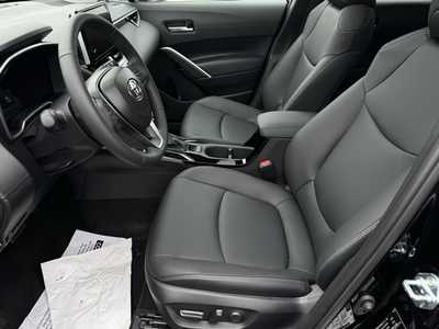 2025 Toyota Corolla Cross, $32879. Photo 4