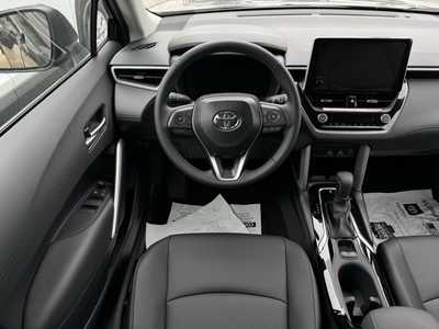 2025 Toyota Corolla Cross, $32879. Photo 7
